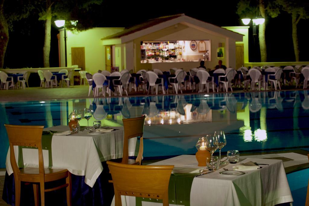 Hotel Portonuovo Vieste Cameră foto